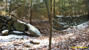 Conneticut stone line in the snow